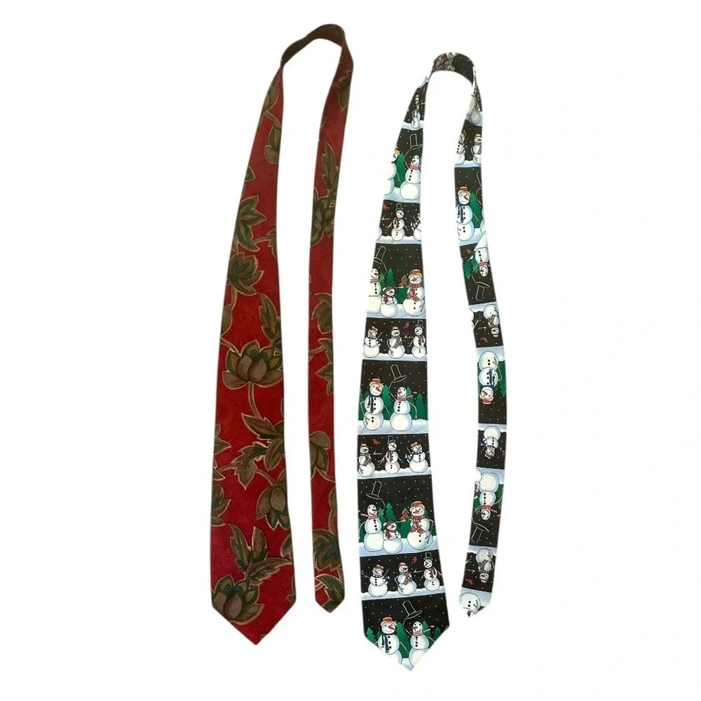 Men’s Tie Bundle Aquascutum London Red Floral Silk Tie & Yule Tie Snowman Tie